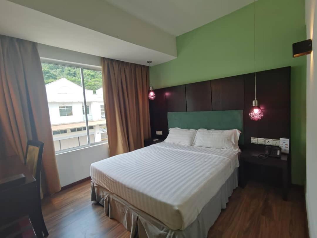 2 Inn 1 Boutique Hotel & Spa Sandakan Exterior photo