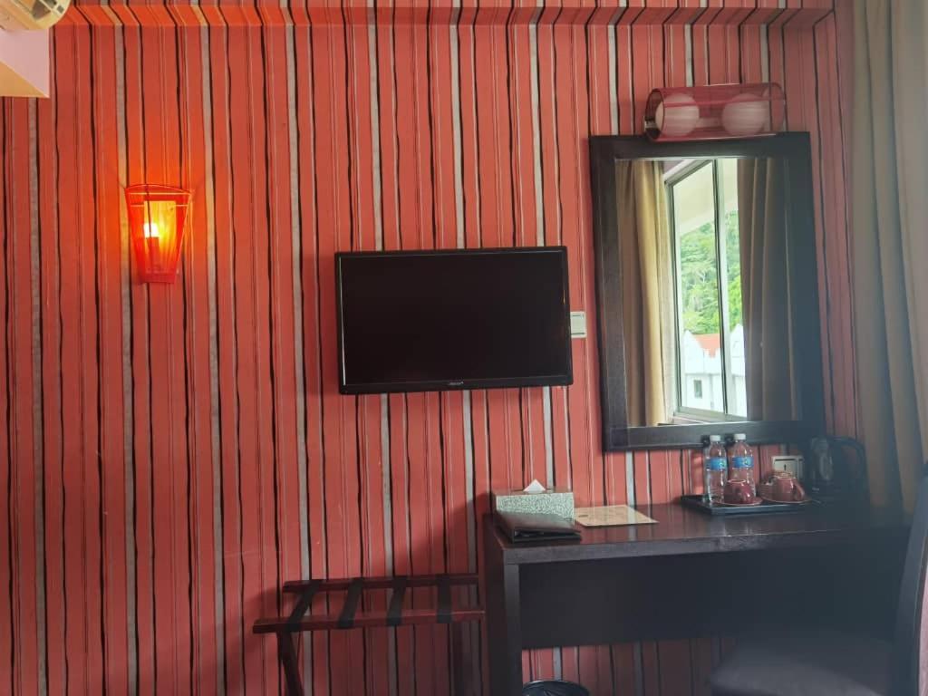 2 Inn 1 Boutique Hotel & Spa Sandakan Exterior photo