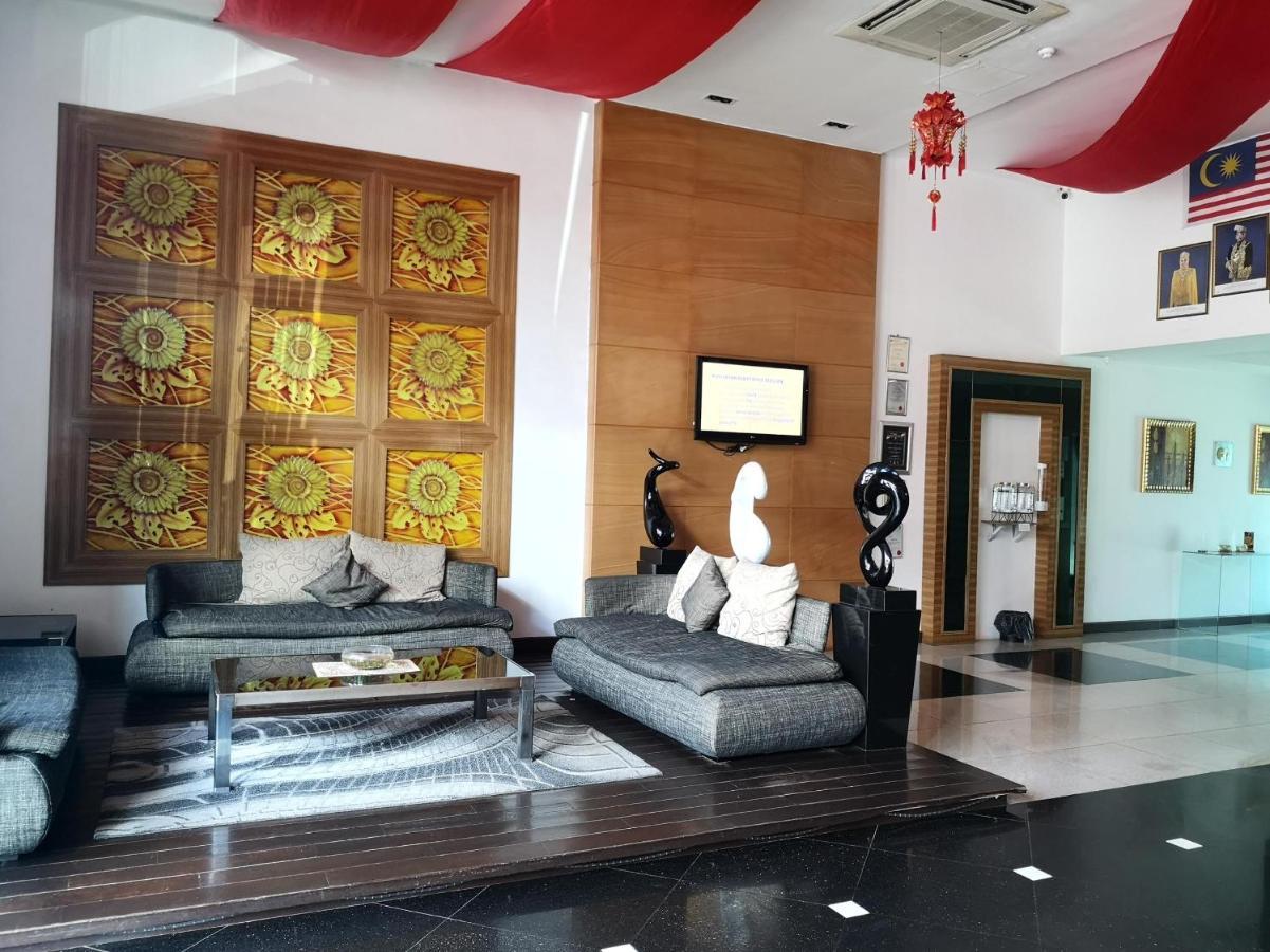 2 Inn 1 Boutique Hotel & Spa Sandakan Exterior photo