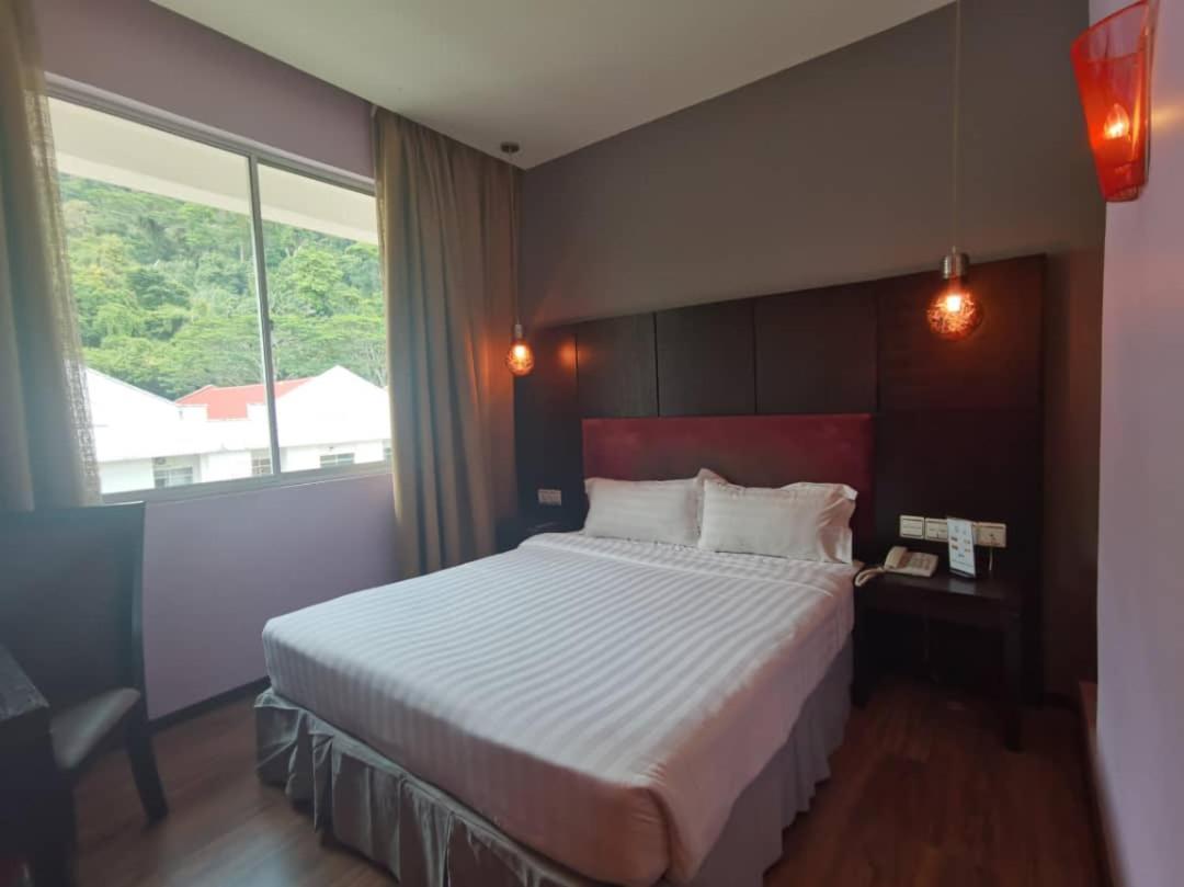 2 Inn 1 Boutique Hotel & Spa Sandakan Exterior photo