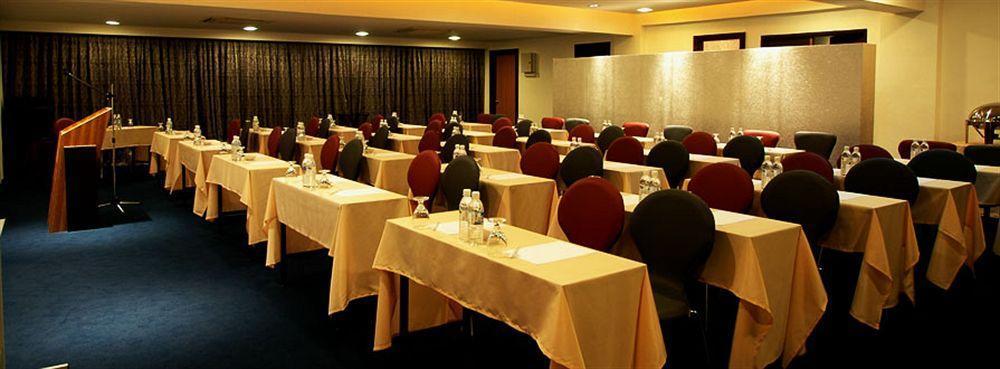 2 Inn 1 Boutique Hotel & Spa Sandakan Exterior photo