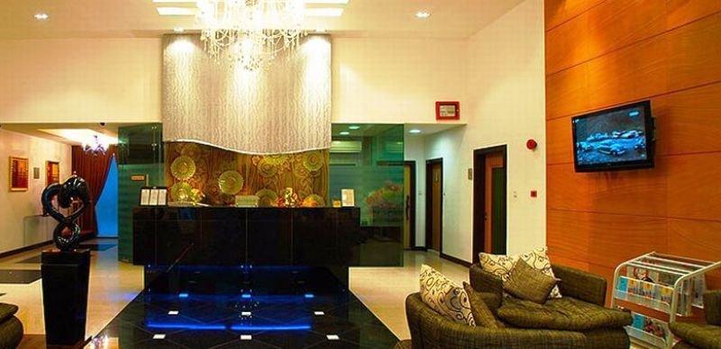 2 Inn 1 Boutique Hotel & Spa Sandakan Exterior photo