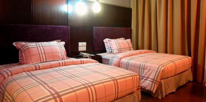 2 Inn 1 Boutique Hotel & Spa Sandakan Exterior photo